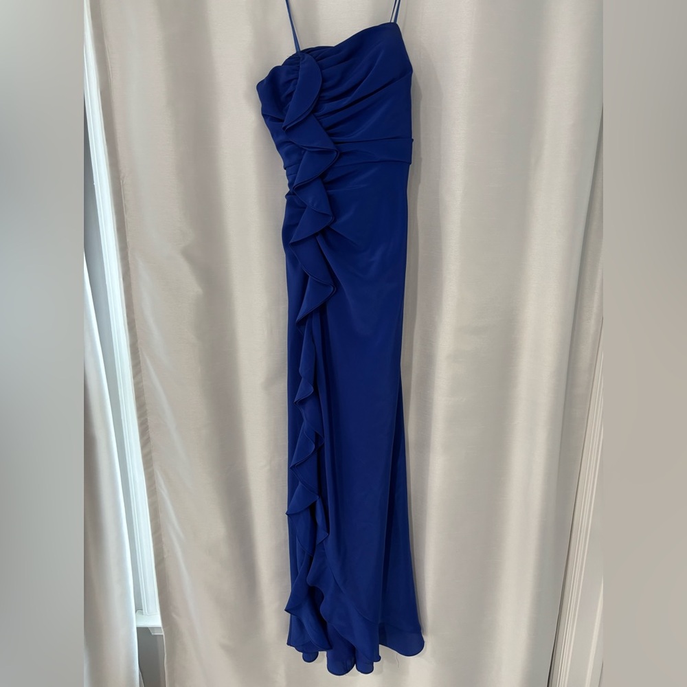 Elegant Blue Evening Gown